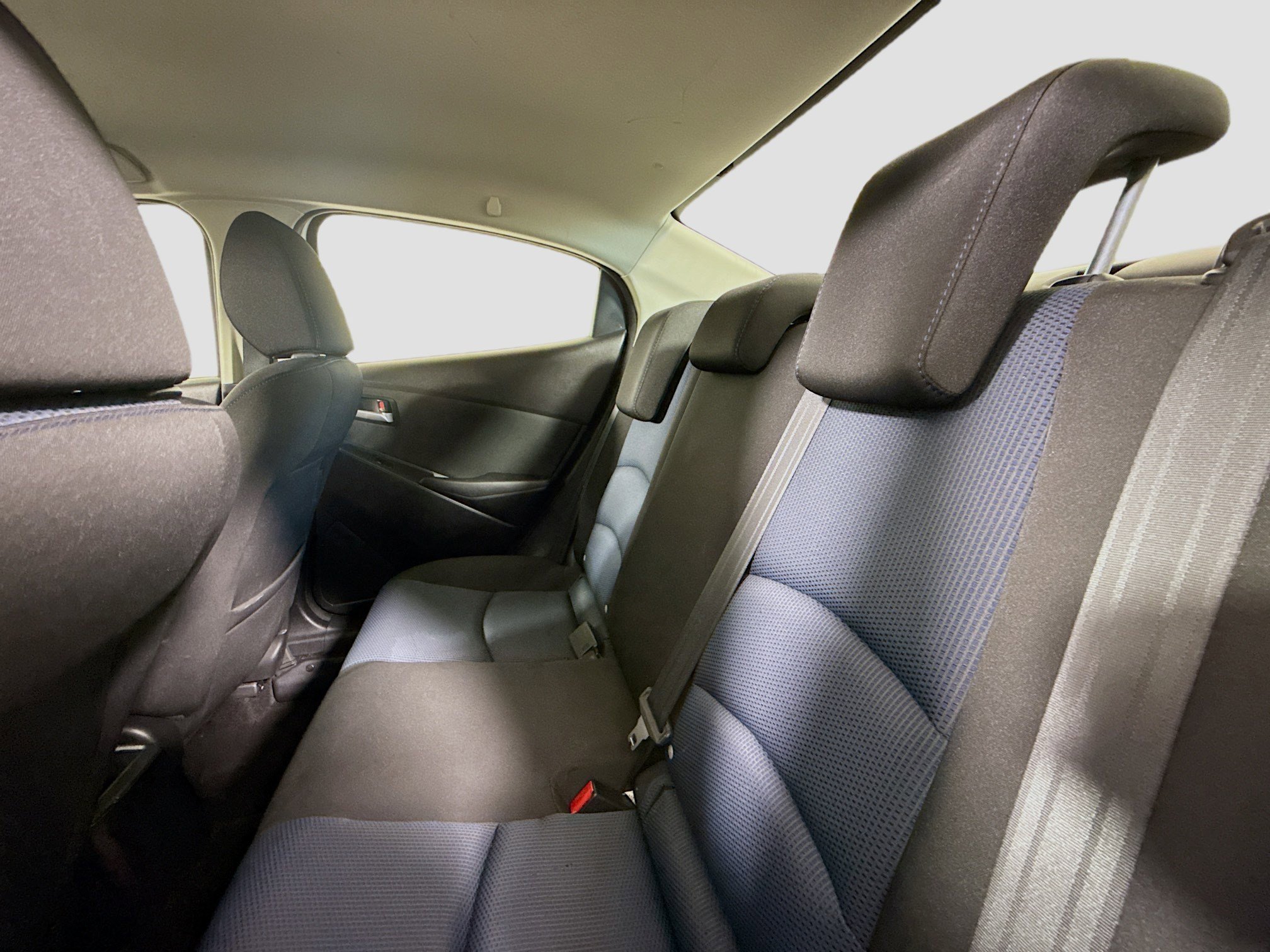 Used 2019 Toyota Yaris LE image 25