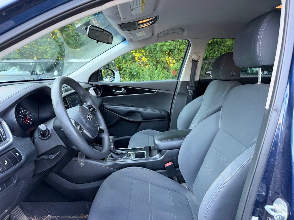 Used 2019 Kia Sorento AWD image 11