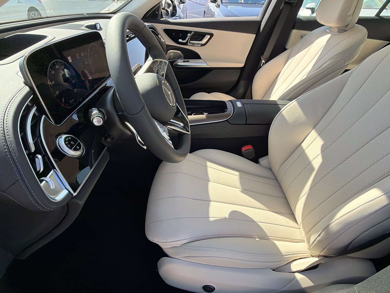 New 2027 Mercedes-Benz E 450 4MATIC Sedan image 18