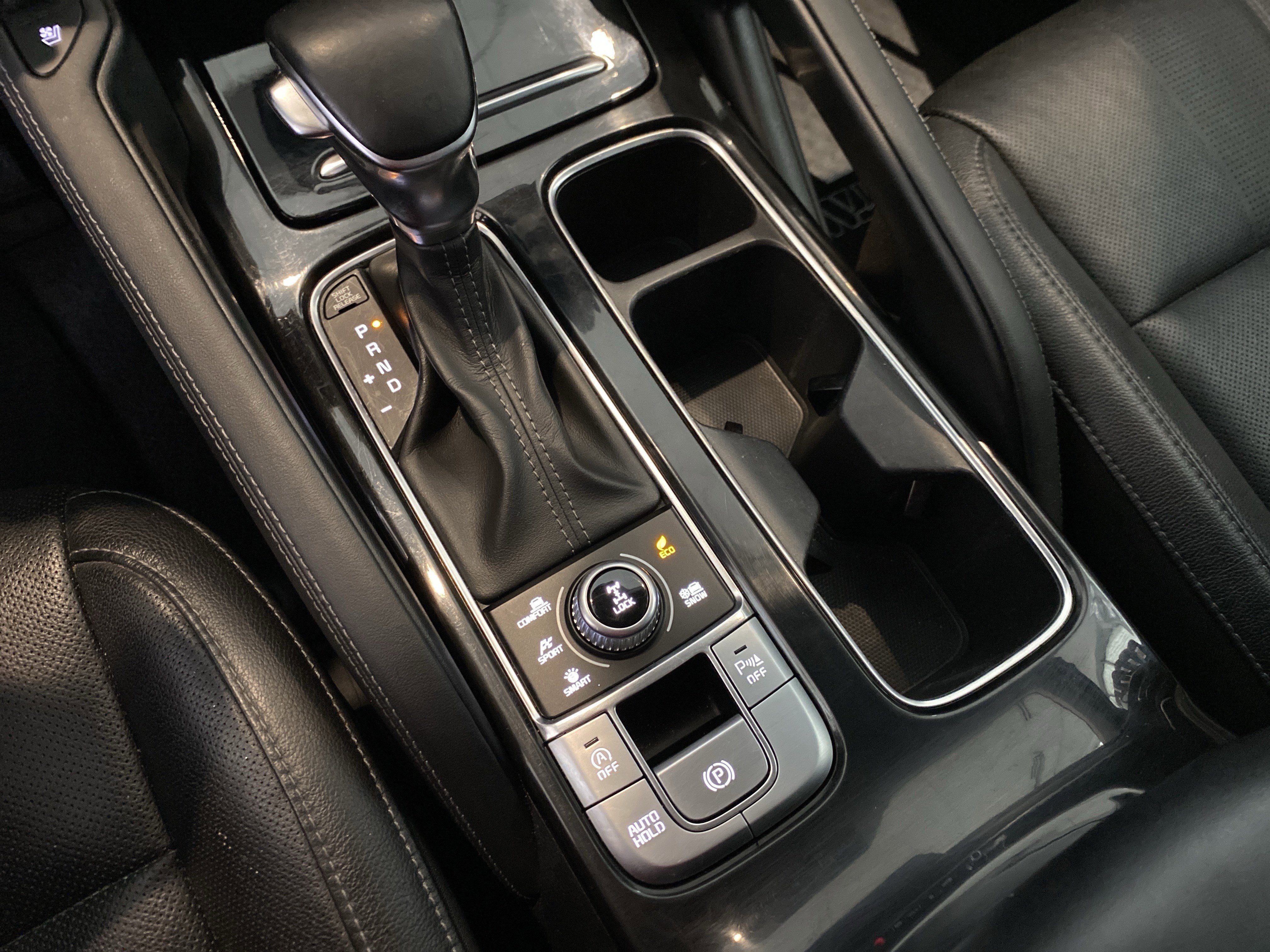 Used 2021 Kia Telluride EX w/ EX Premium Package image 14