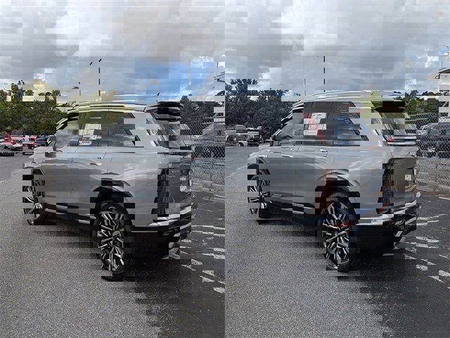 New 2026 Cadillac Vistiq Premium Luxury image 3