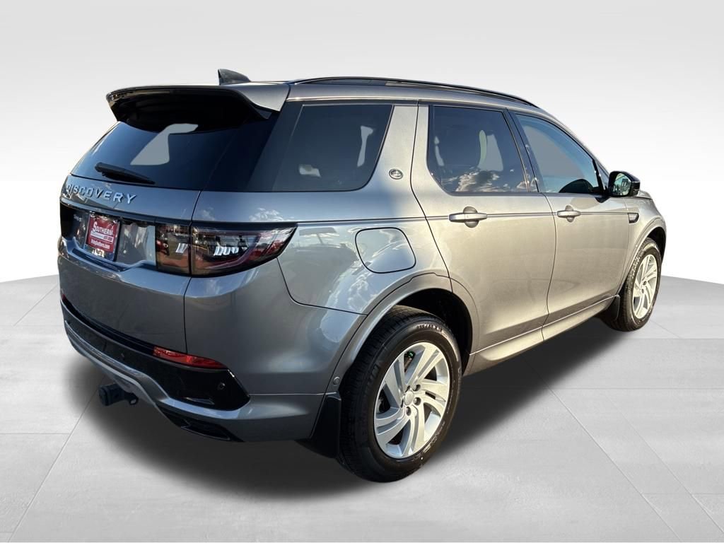 Used 2024 Land Rover Discovery Sport S image 5