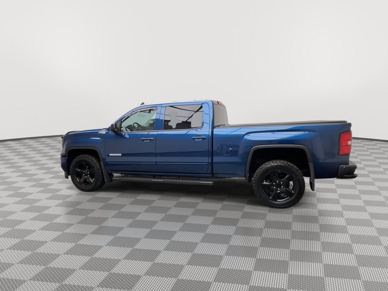 Used 2018 GMC Sierra 1500 SLE image 38