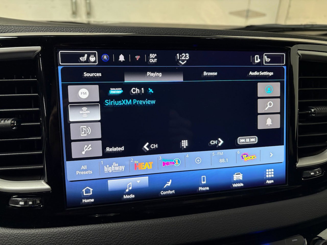 New 2026 Chrysler Voyager LX FWD image 17