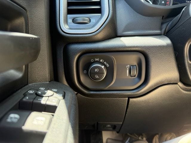 New 2026 RAM 2500 Warlock w/ Safety Group AWD/4WD image 15