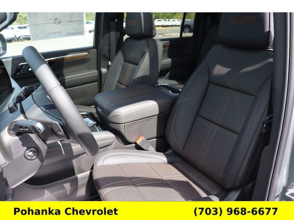 New 2026 Chevrolet Suburban High Country AWD/4WD image 27