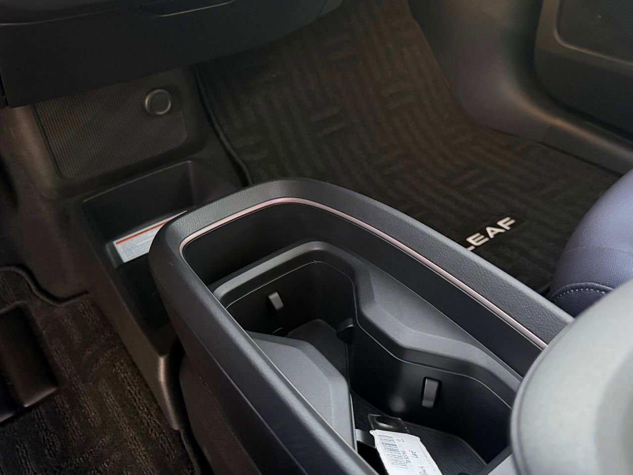 New 2026 Nissan Leaf SV+ w/ Floor Mat Package (SV+) image 17