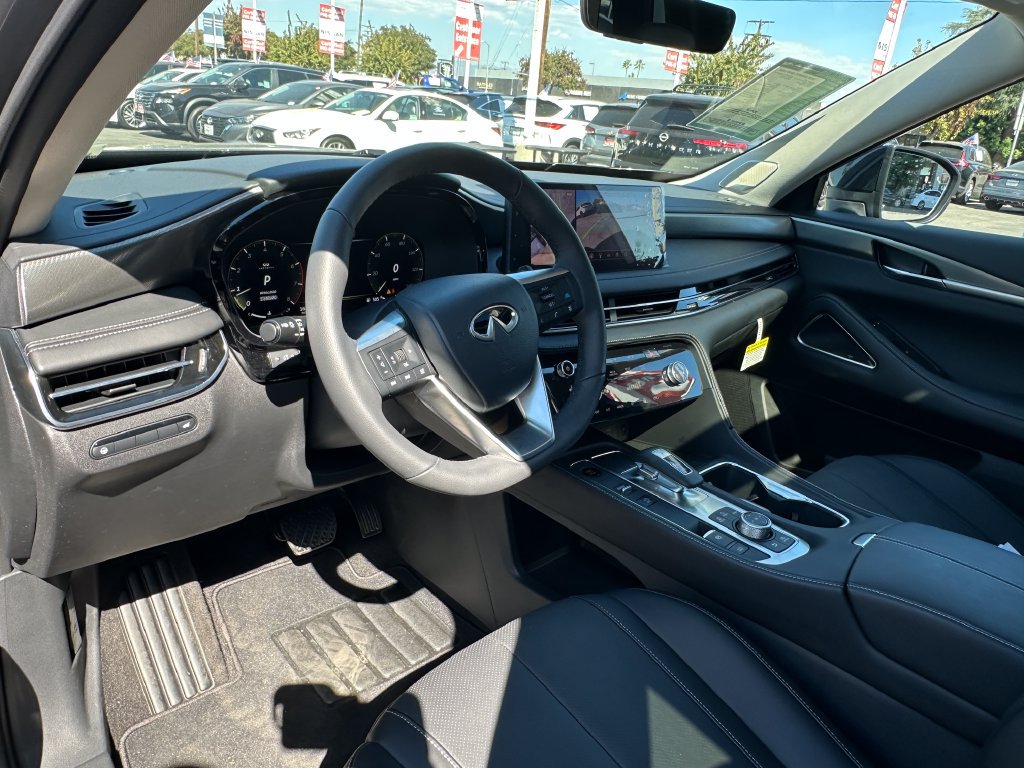Used 2027 INFINITI QX60 Luxe w/ Cargo Package FWD image 24