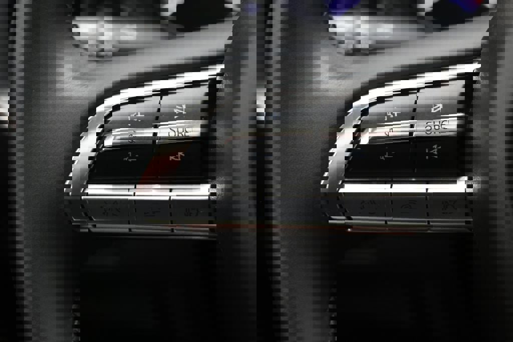 Used 2025 MAZDA CX-50 AWD 2.5 S w/ Premium Package image 19