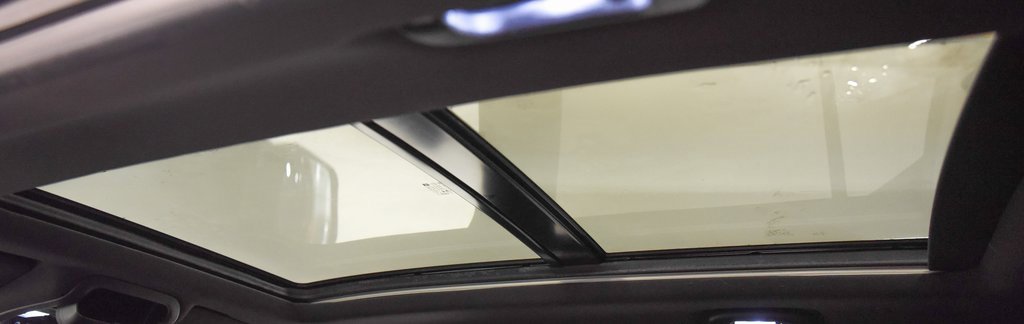 Used 2022 Chevrolet Equinox RS w/ RS Leather Package image 32