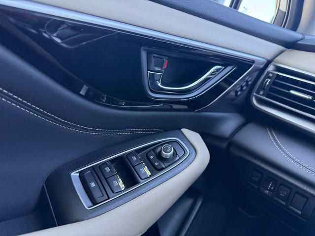 Used 2023 Subaru Outback Limited AWD/4WD image 18