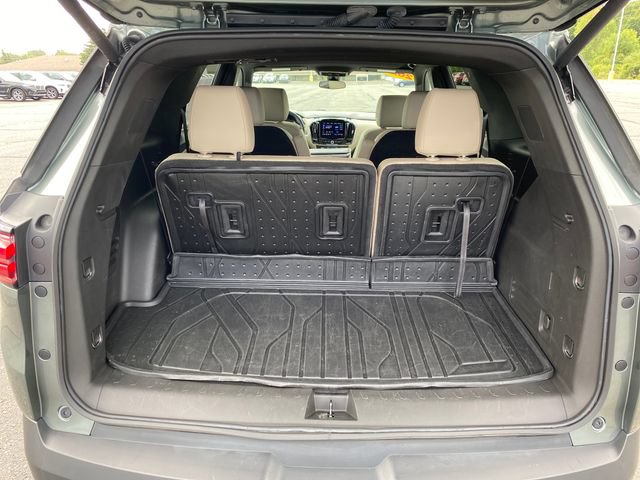 Used 2023 Chevrolet Traverse LT w/ LPO, Floor Liner Package AWD/4WD image 20