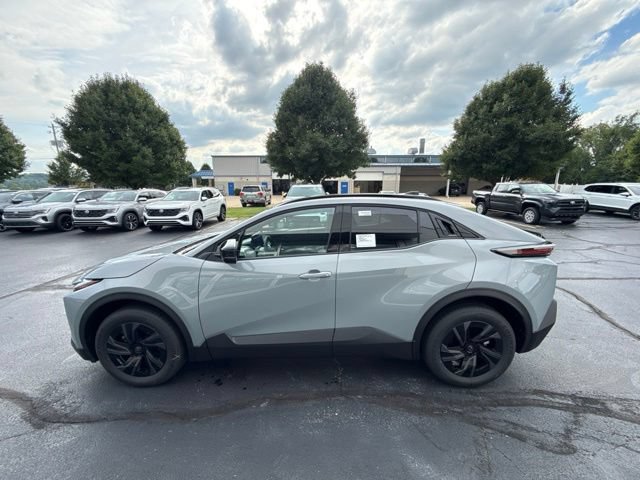 New 2026 Toyota C-HR AWD/4WD image 4
