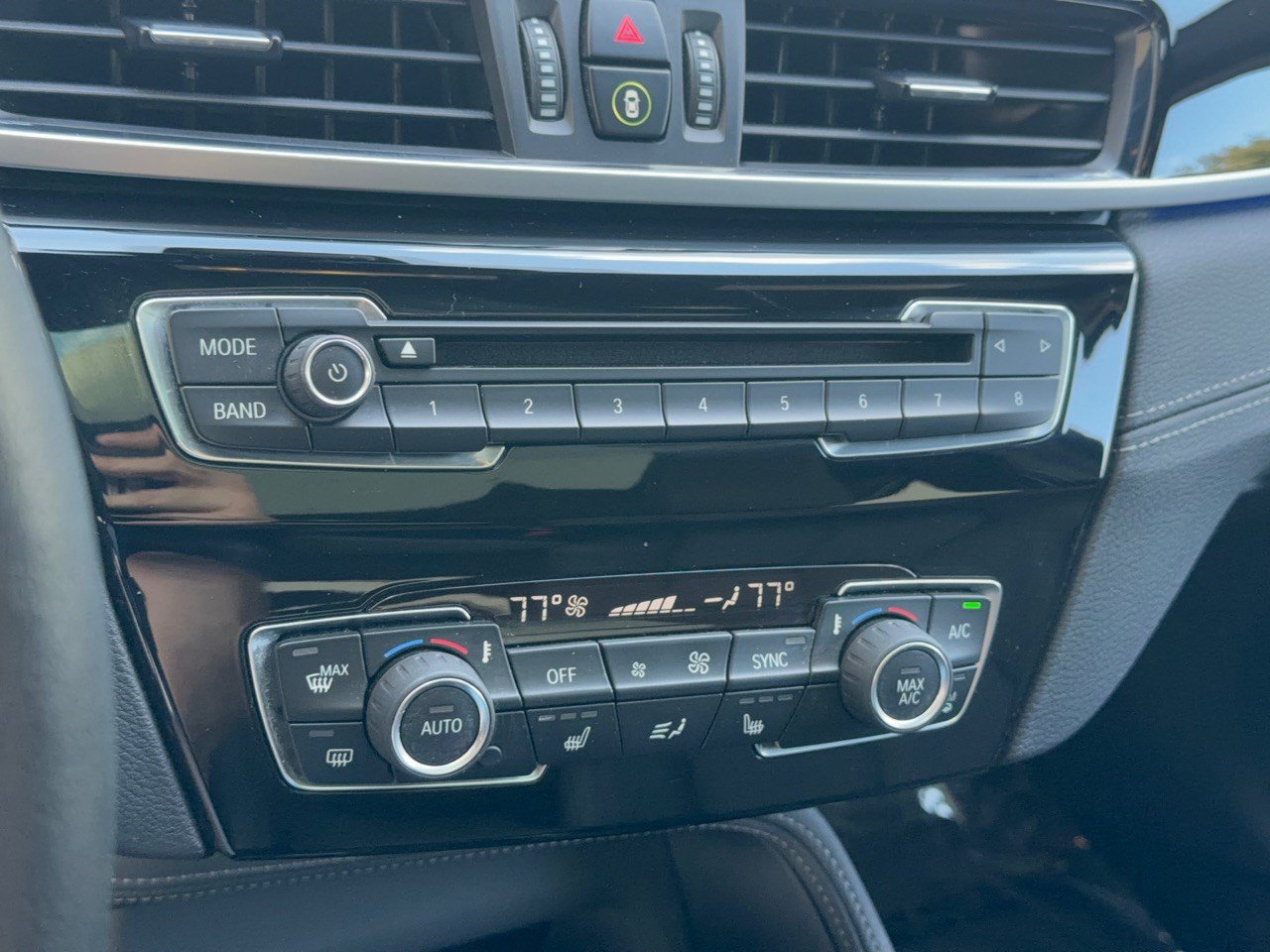 Used 2019 BMW X2 xDrive28i w/ Convenience Package AWD/4WD image 22