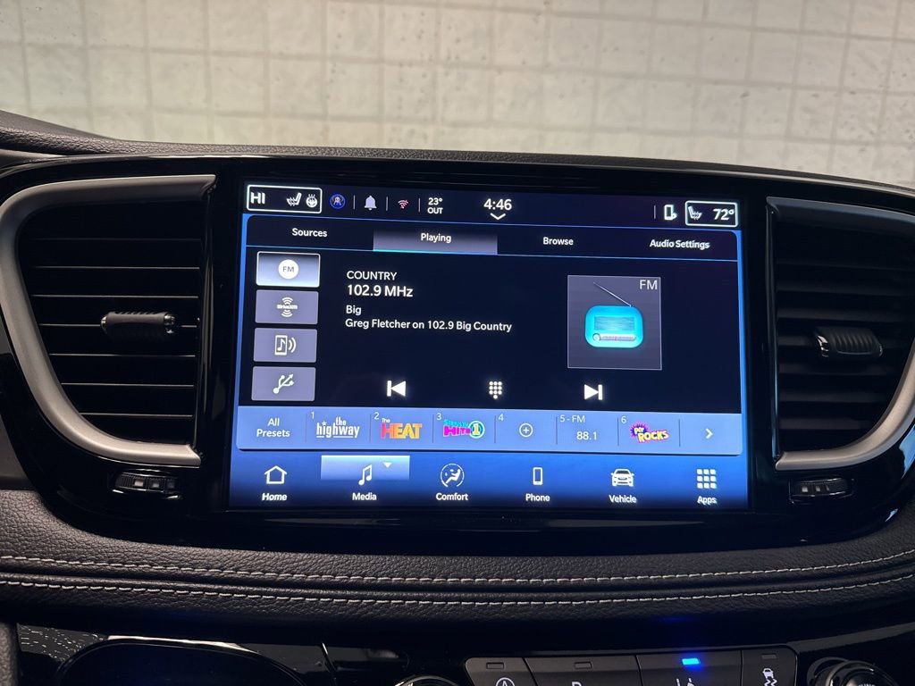 New 2026 Chrysler Pacifica Select image 29