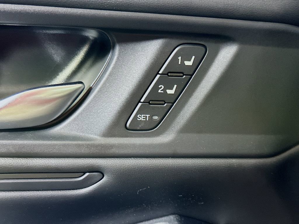 Used 2024 Honda Accord EX-L image 21