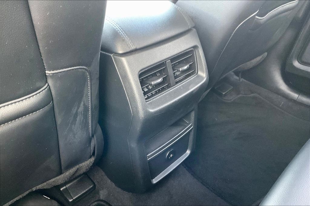 Used 2023 Ford Edge SEL AWD/4WD image 25