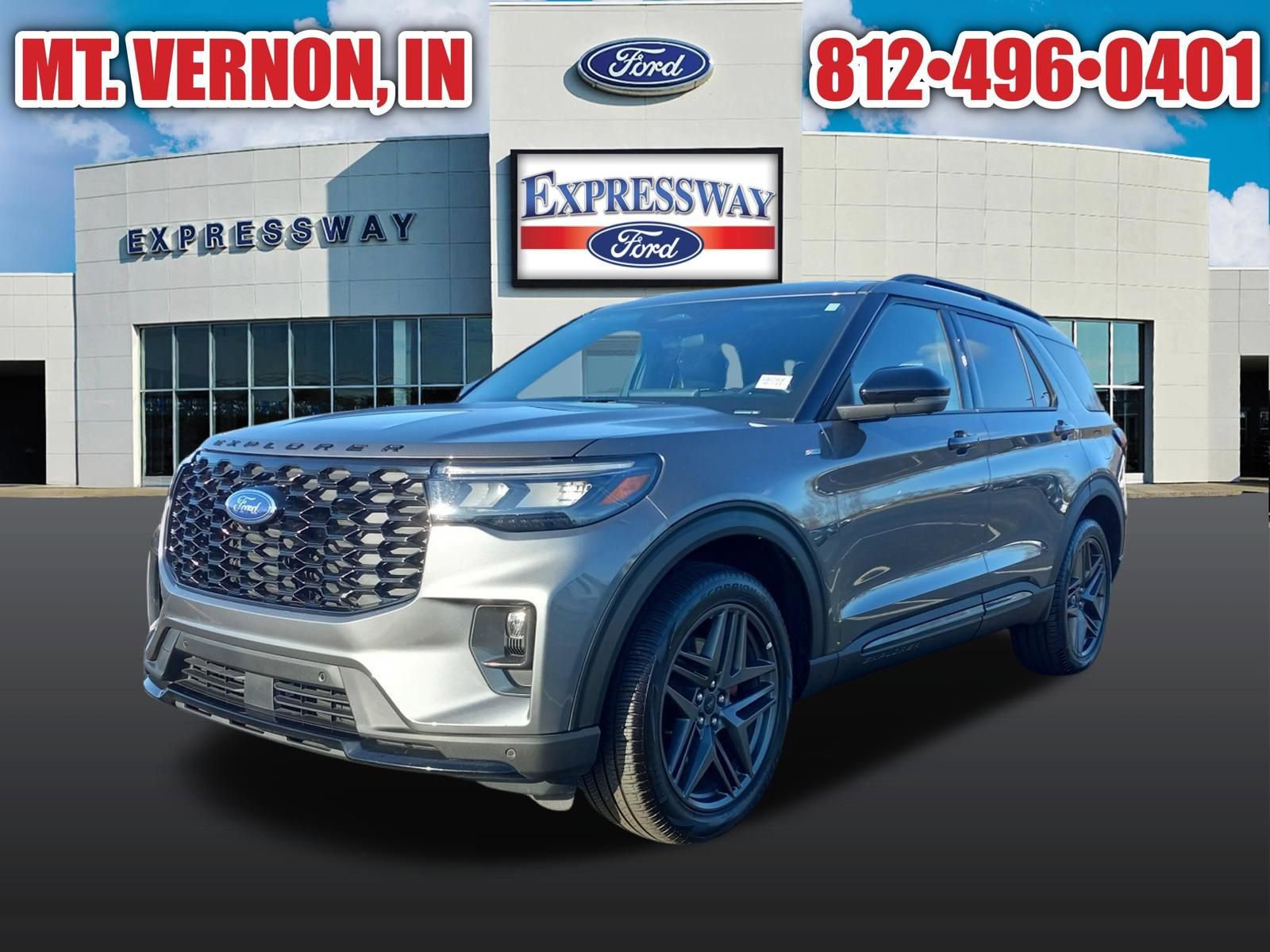 Used 2025 Ford Explorer ST-Line w/ ST-Line Street Pack image 3