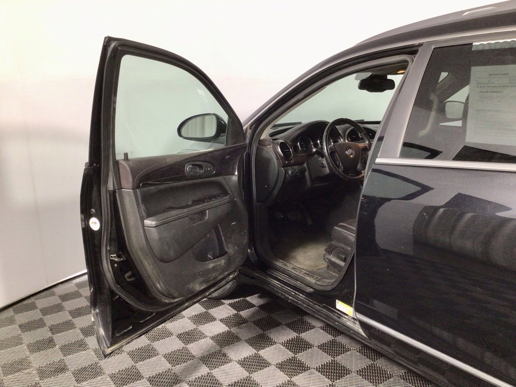 Used 2017 Buick Enclave Premium w/ Experience Buick Package image 12