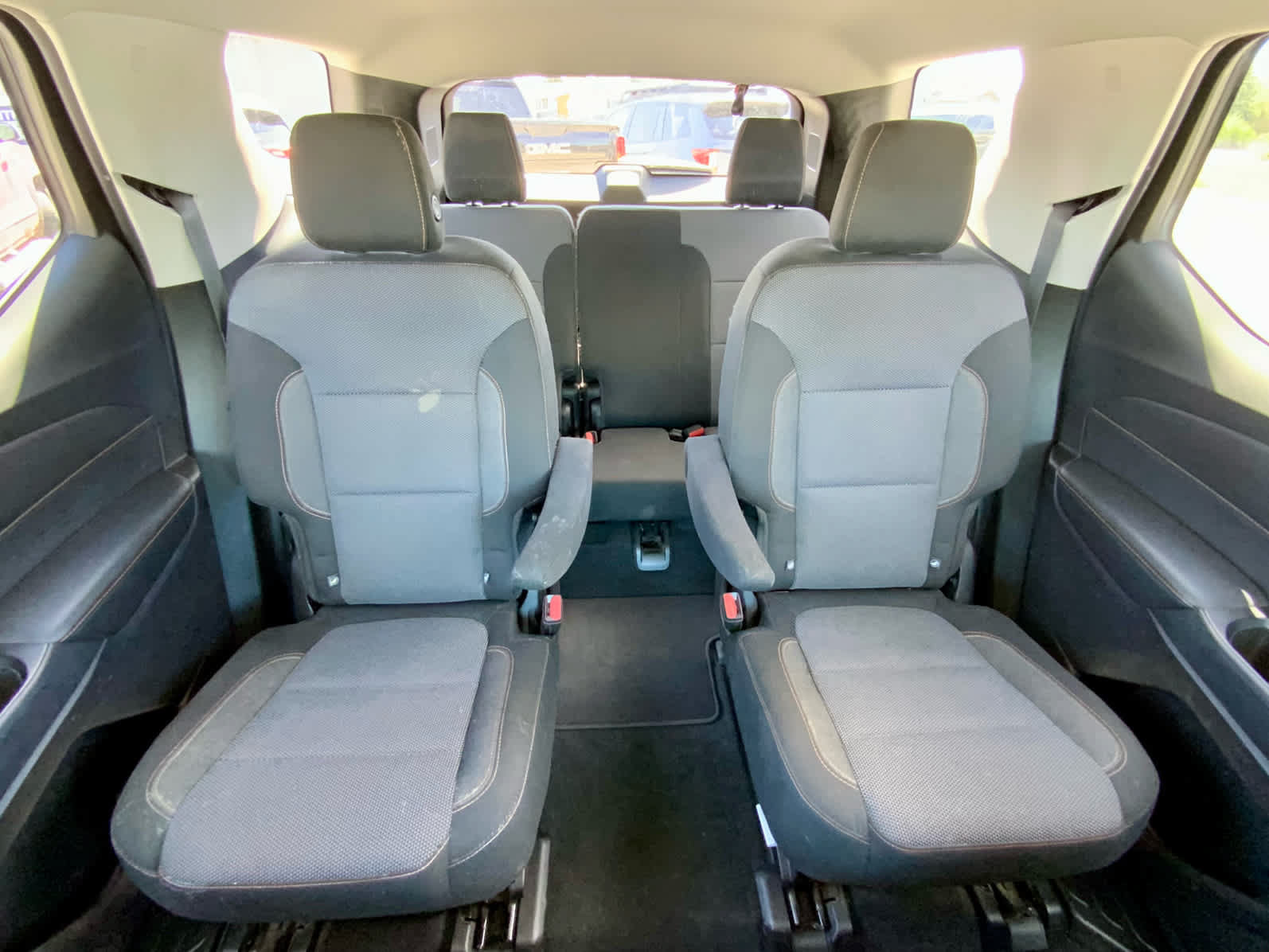 Used 2018 Chevrolet Traverse LT AWD/4WD image 24