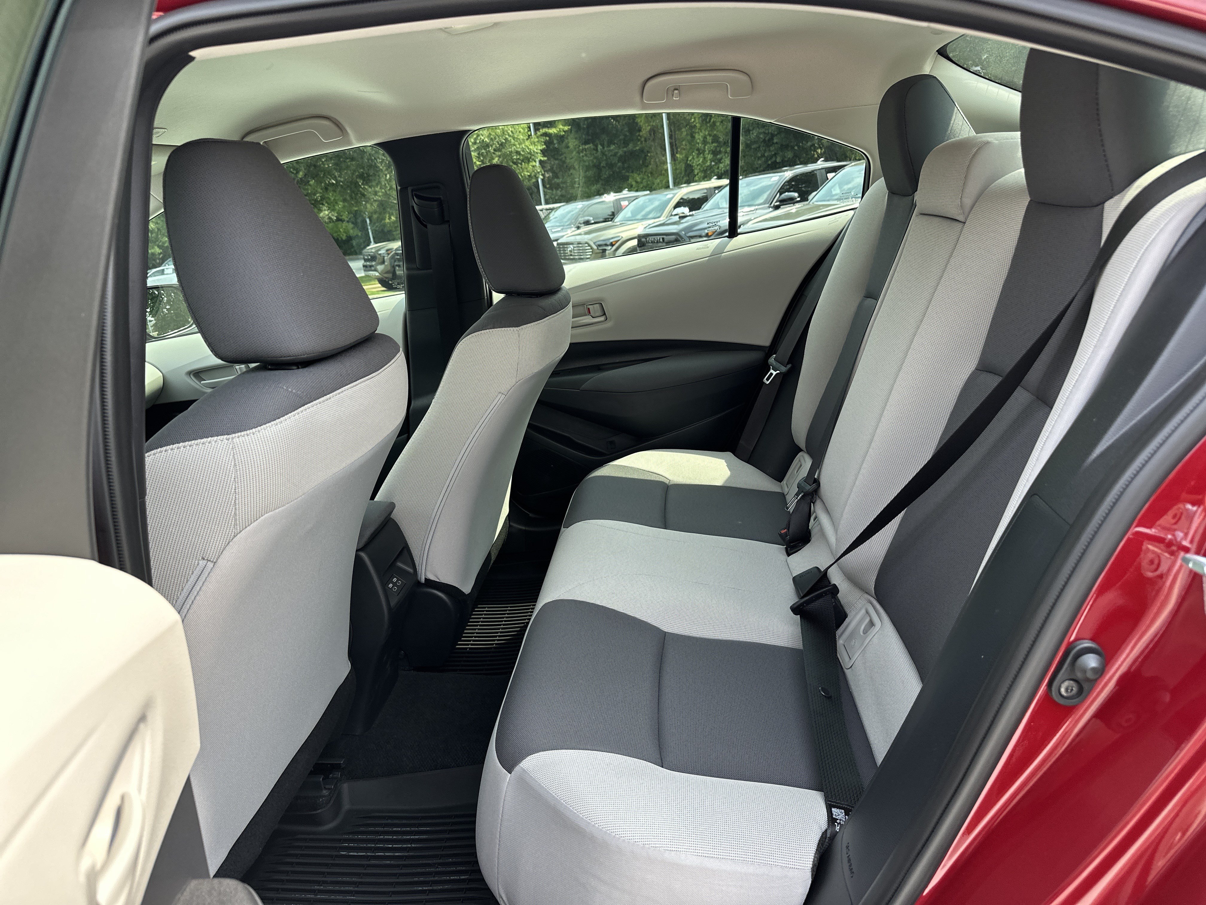 Certified 2026 Toyota Corolla LE FWD image 31