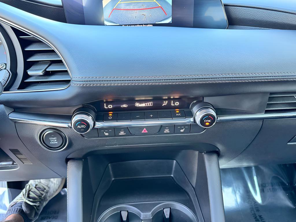 Used 2022 MAZDA MAZDA3 s FWD image 27