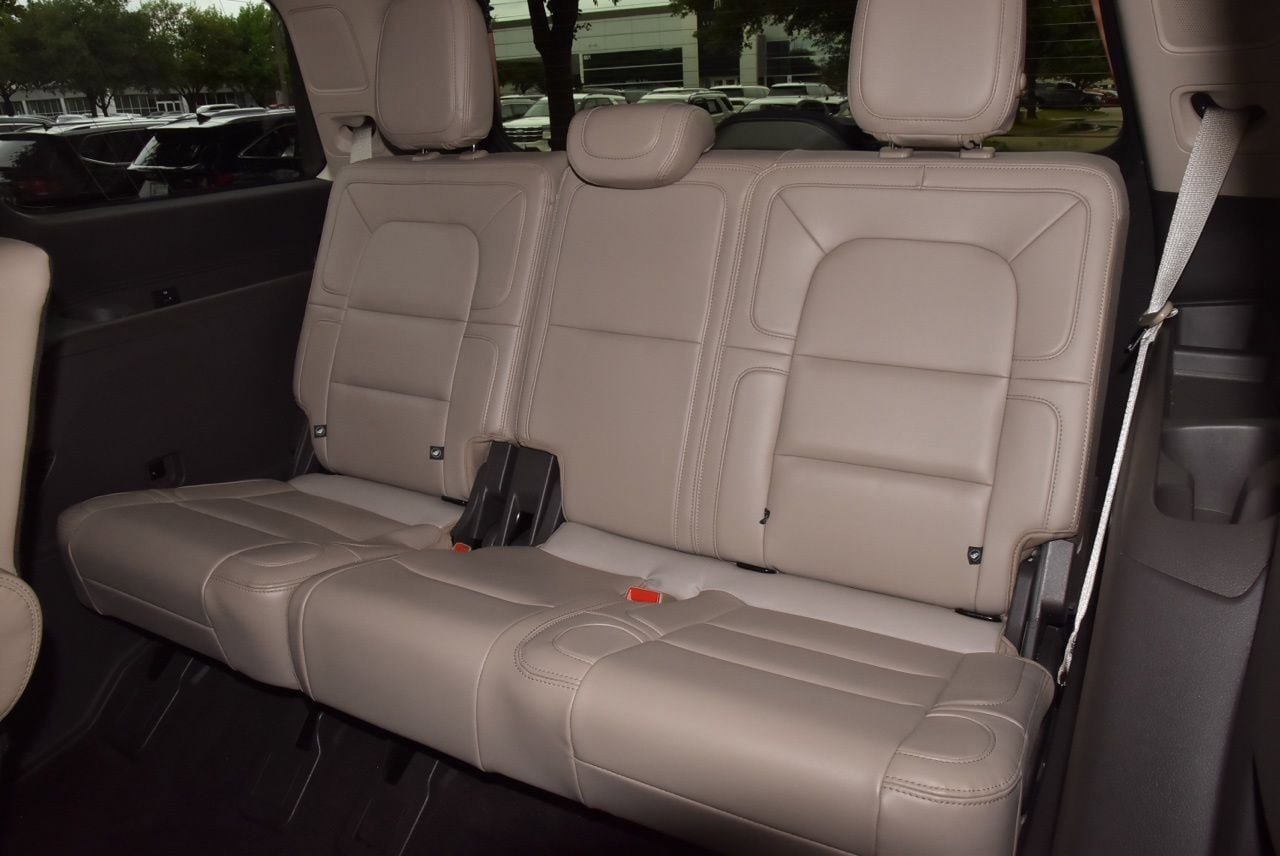 Used 2024 Lincoln Navigator Reserve AWD/4WD image 13