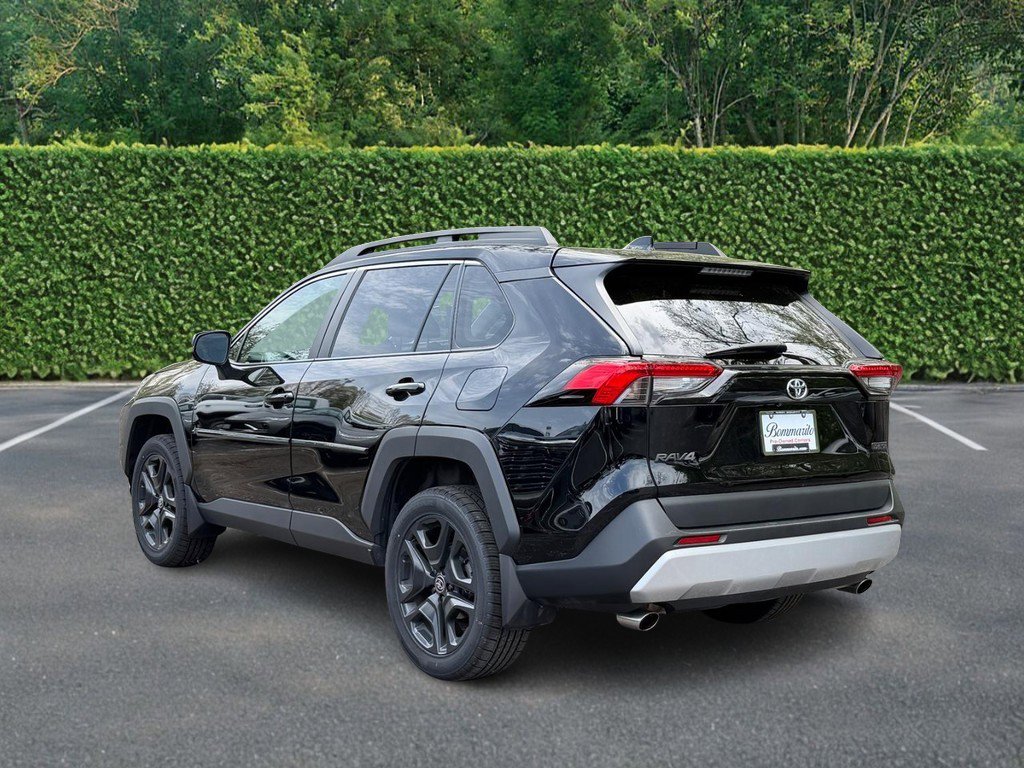 Used 2023 Toyota RAV4 Adventure w/ Convenience Package image 6