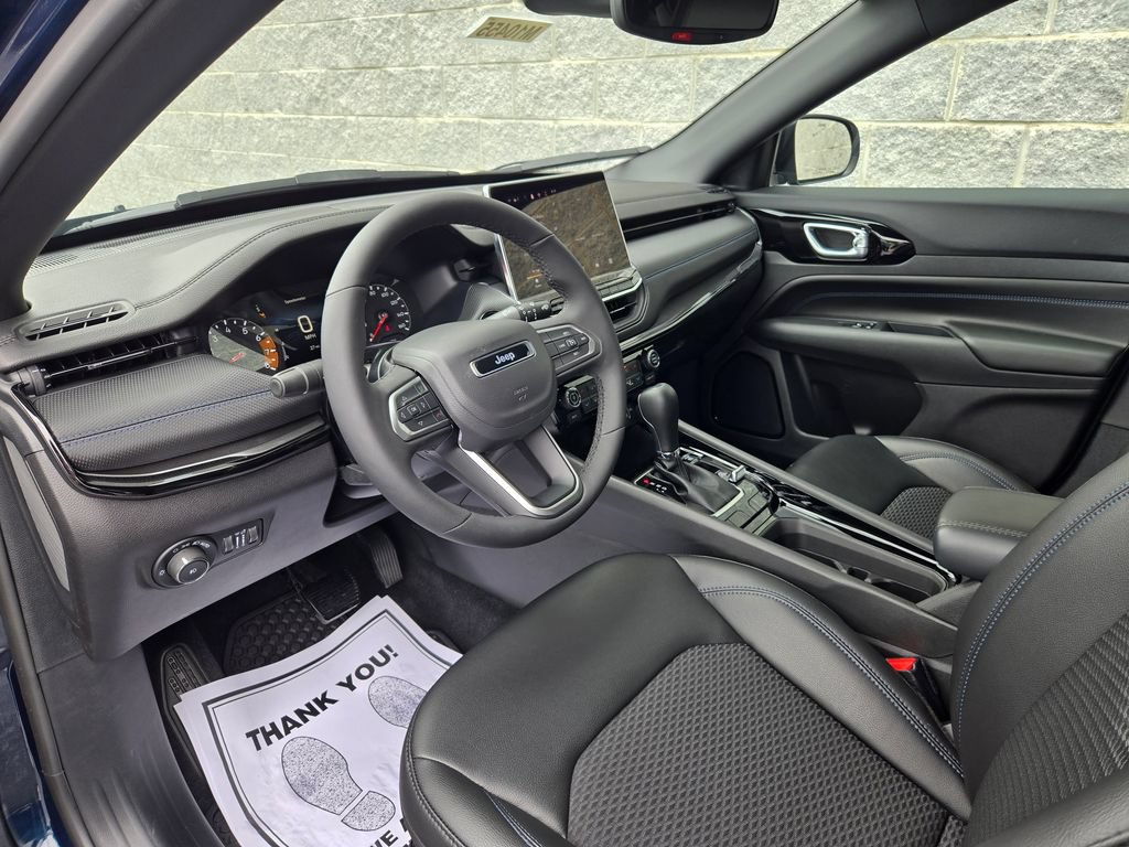 New 2026 Jeep Compass Latitude AWD/4WD image 13