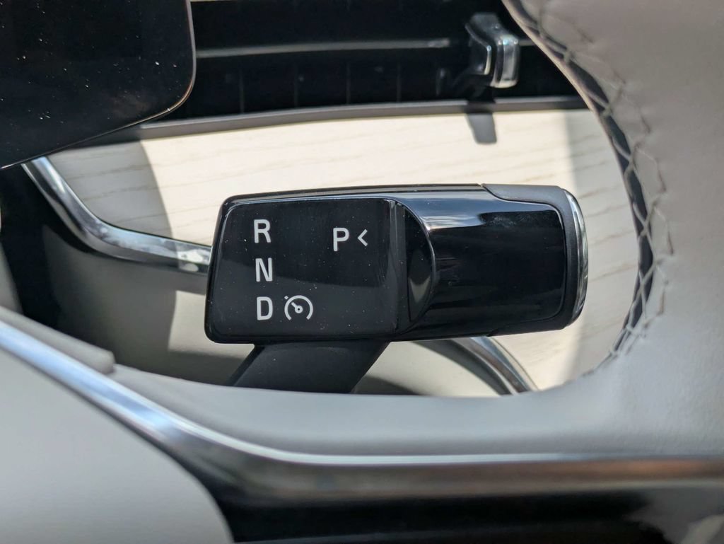 Certified 2025 Volvo EX90 Ultra AWD/4WD image 42