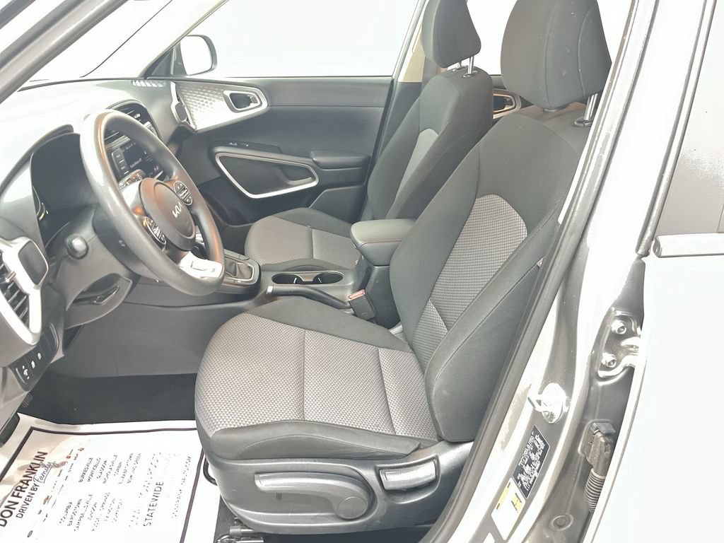 Certified 2024 Kia Soul LX w/ Option Group 015 FWD image 15