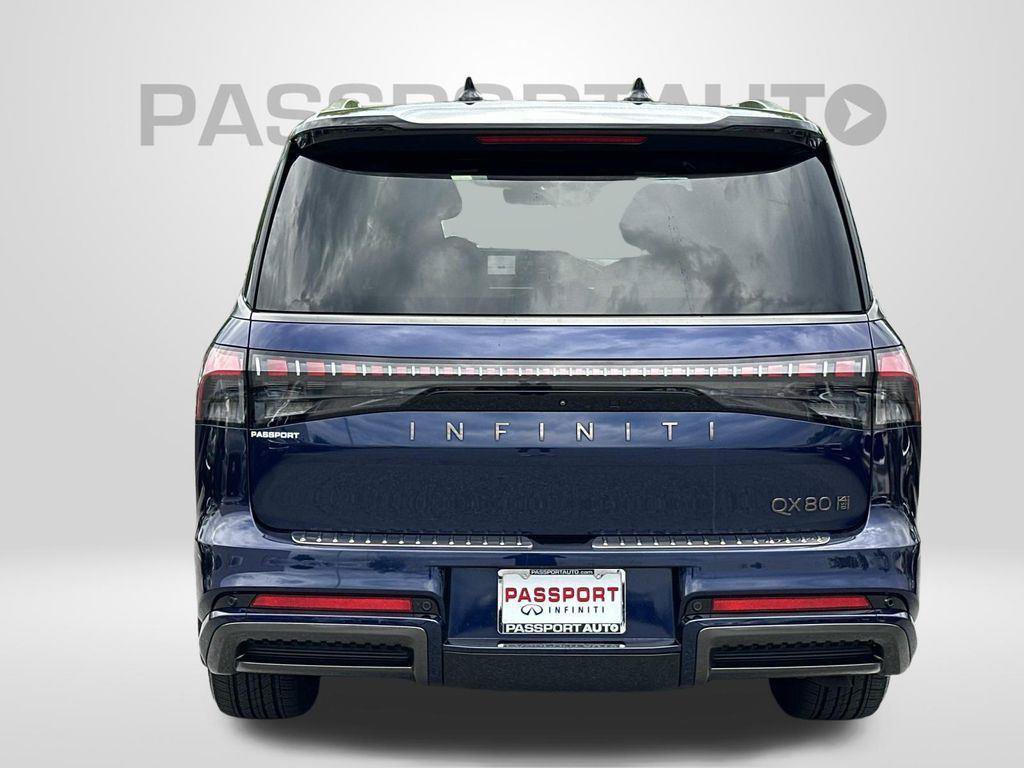 Used 2025 INFINITI QX80 Autograph w/ Autograph Exterior Package AWD/4WD image 4