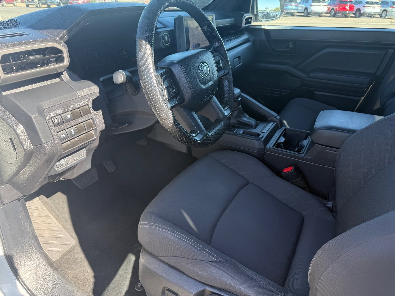 Used 2024 Toyota Tacoma SR image 9