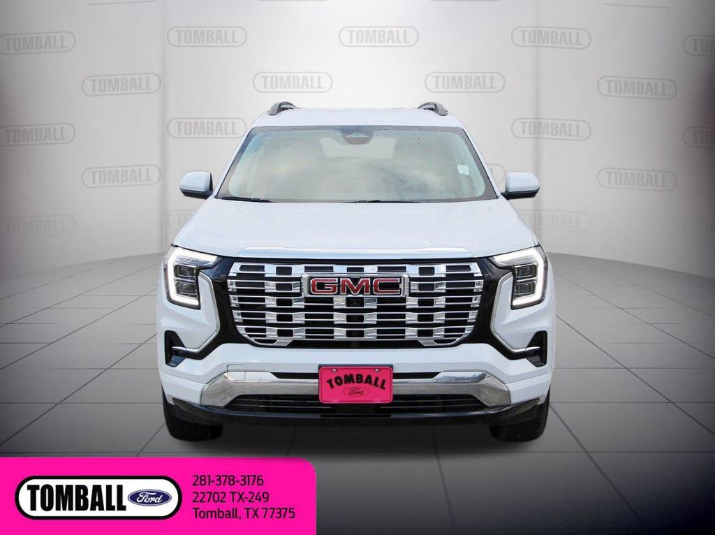 Used 2026 GMC Terrain Denali image 2