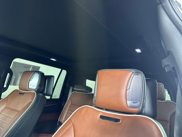 Used 2024 GMC Yukon XL Denali Ultimate image 12