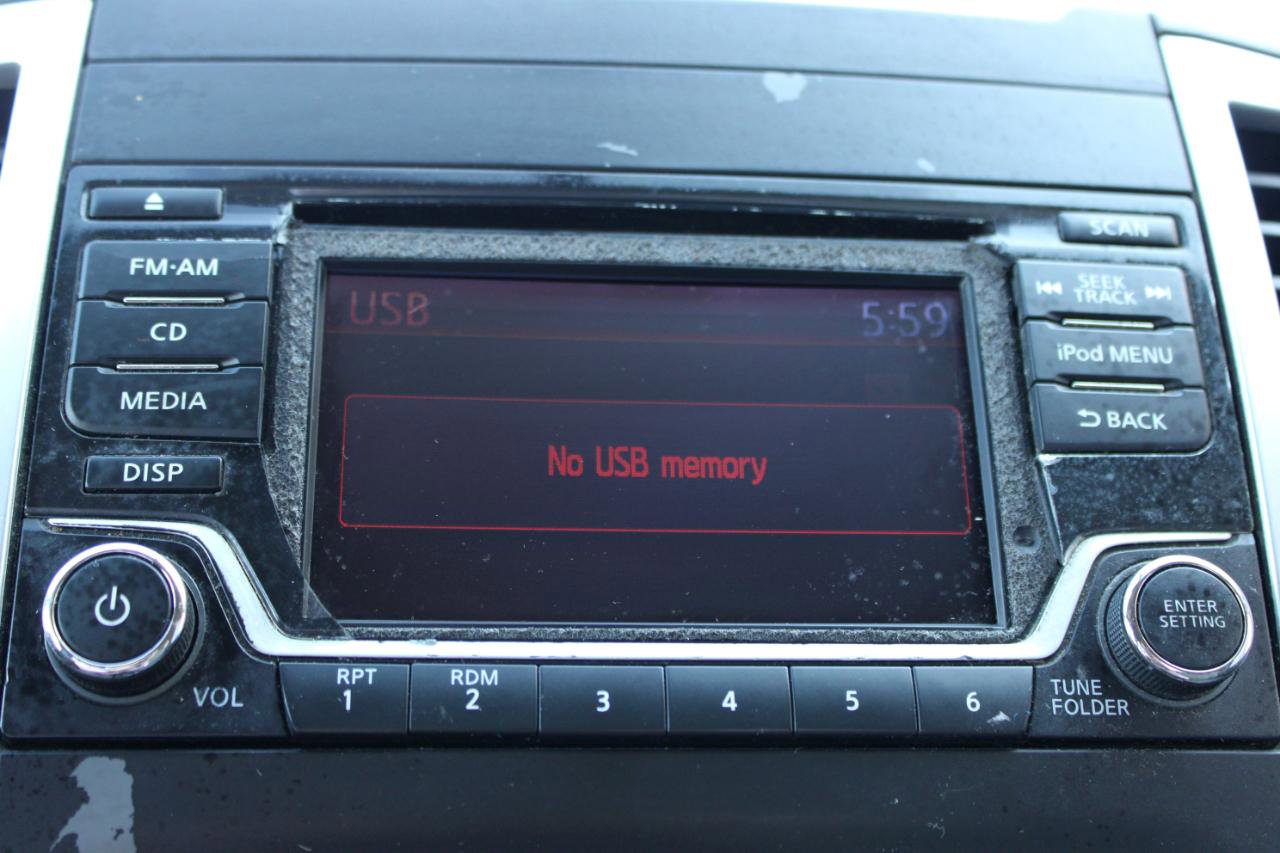 Used 2017 Nissan Frontier S image 27