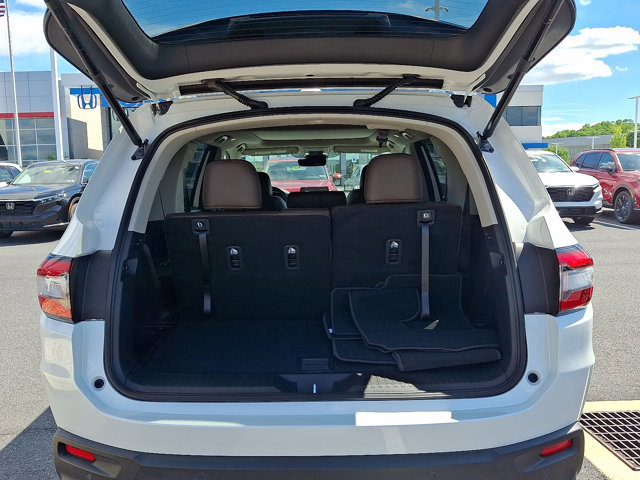 Certified 2025 Honda Pilot Elite image 30