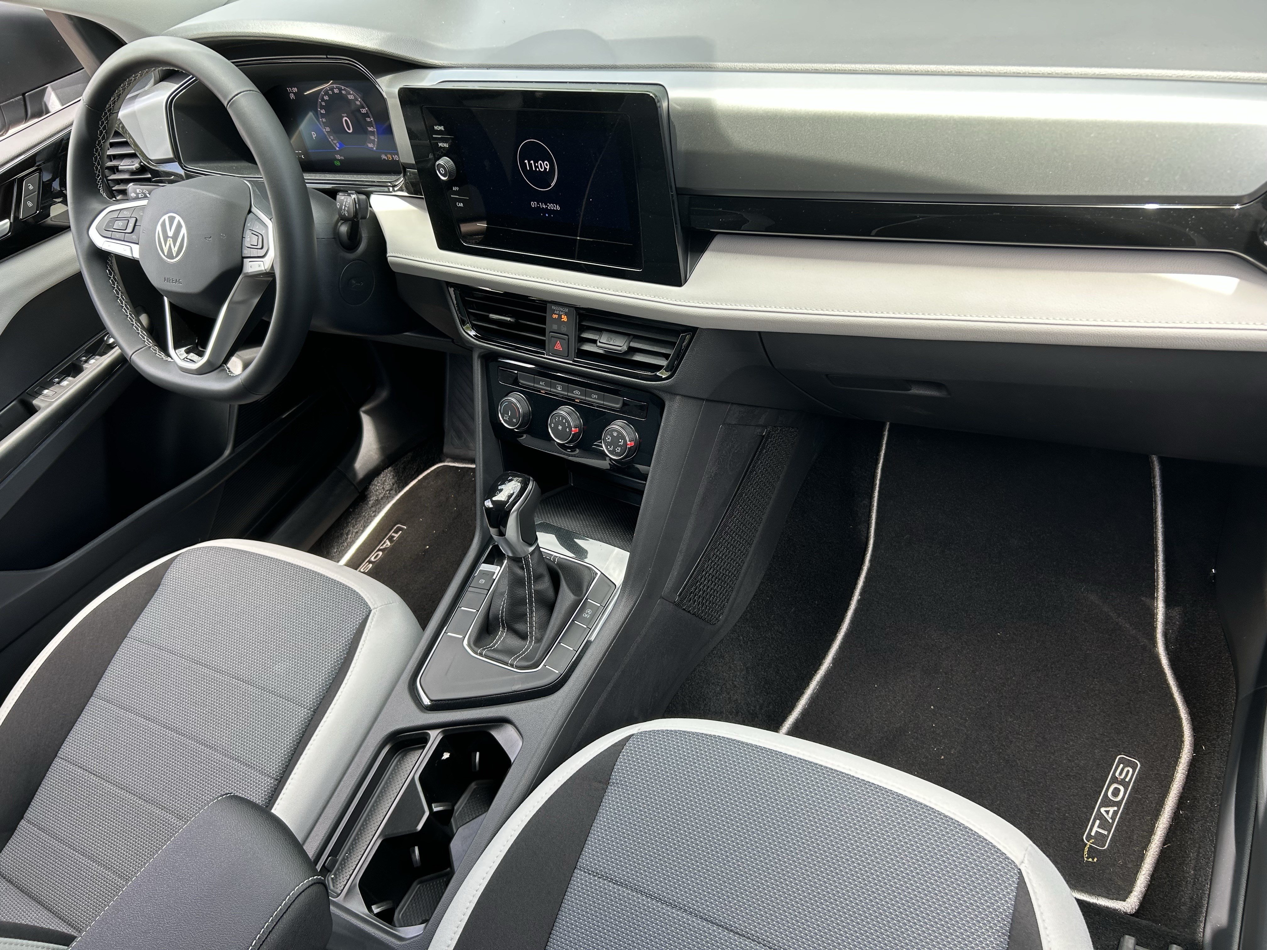 New 2026 Volkswagen Taos S FWD image 9
