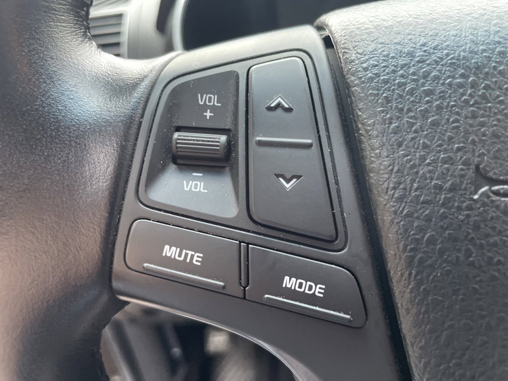 Used 2014 Kia Sorento SX w/ 3rd Row Package image 15