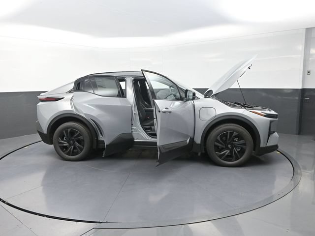 New 2026 Toyota C-HR AWD/4WD image 43