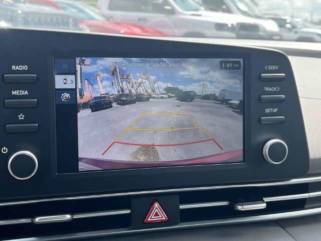 Used 2025 Hyundai Elantra Sport FWD image 21