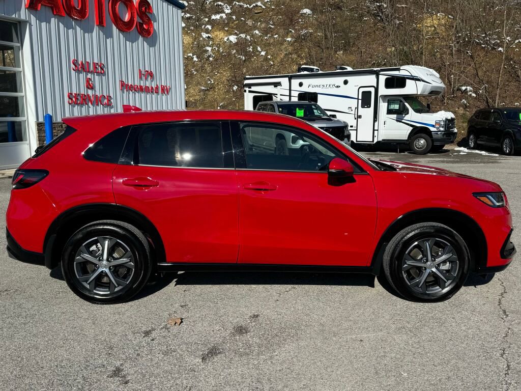 Used 2025 Honda HR-V EX-L image 8