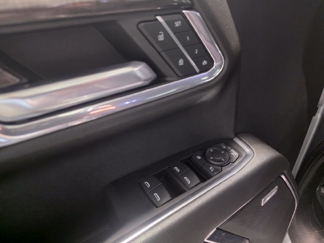 Certified 2023 Chevrolet Silverado 1500 LTZ AWD/4WD image 11