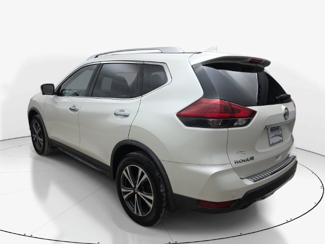 Used 2019 Nissan Rogue SV w/ Premium Package AWD/4WD image 8