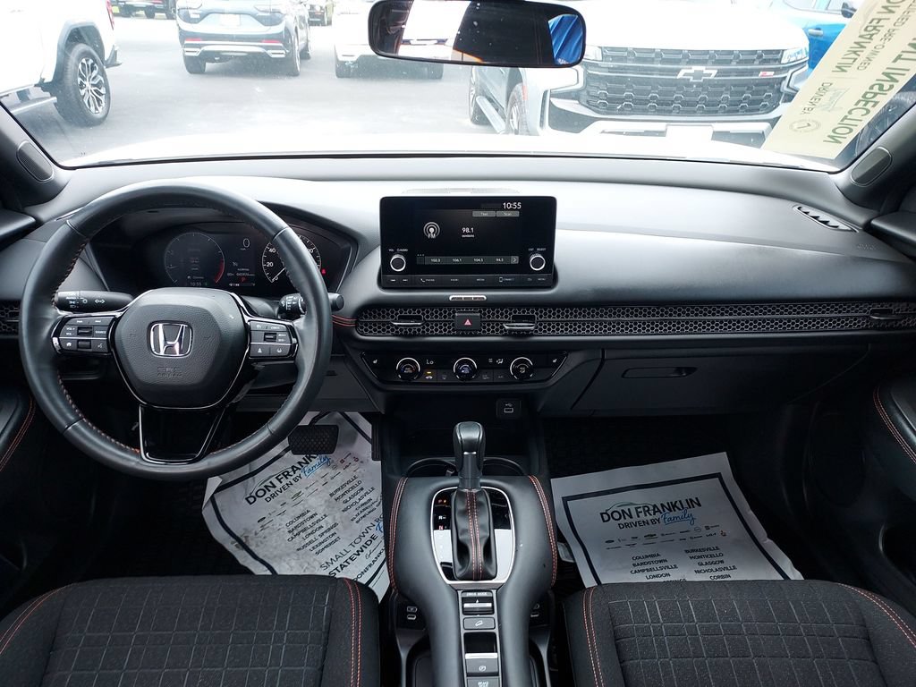 Used 2024 Honda HR-V Sport image 32