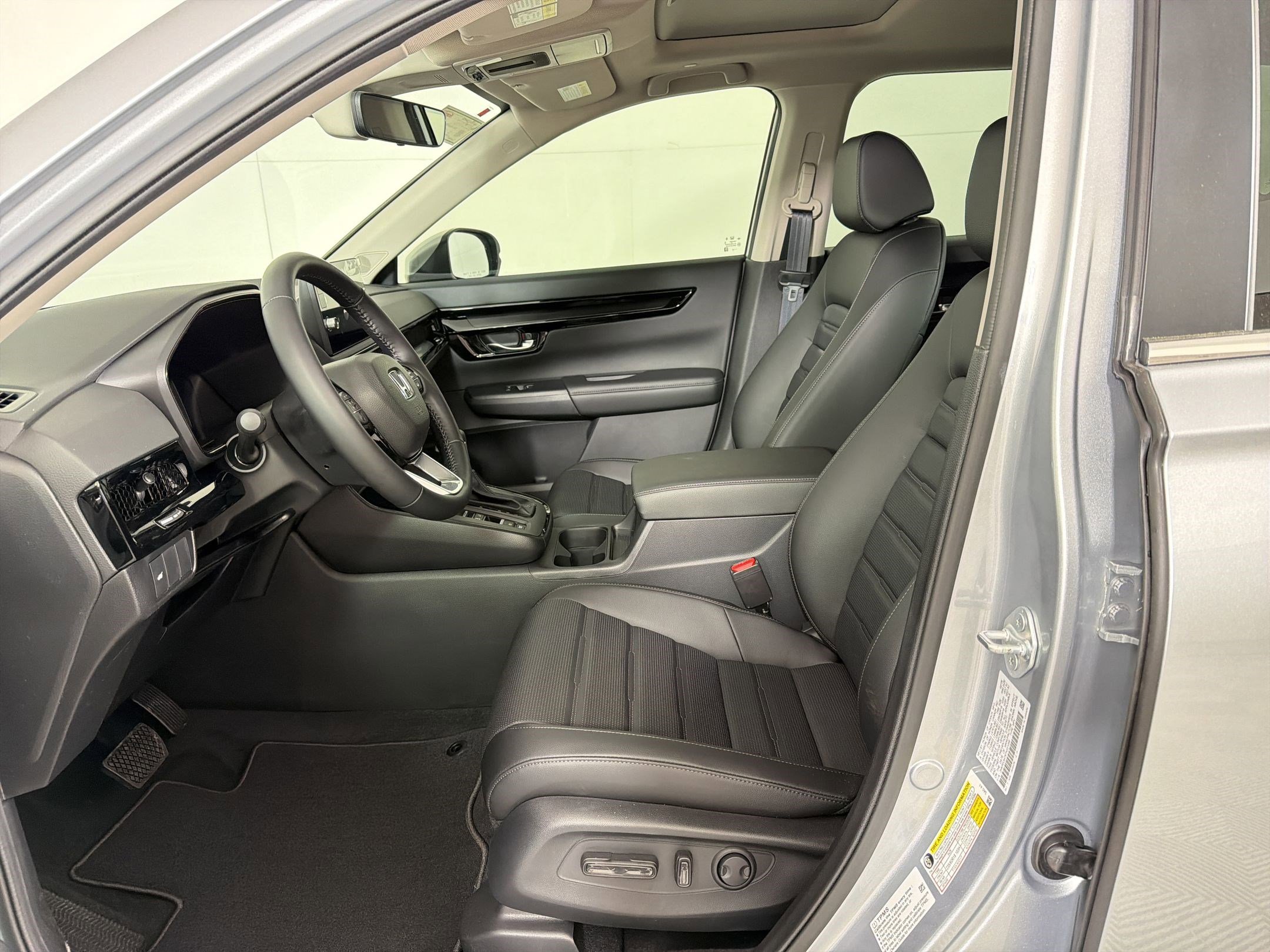 New 2026 Honda CR-V EX-L image 5