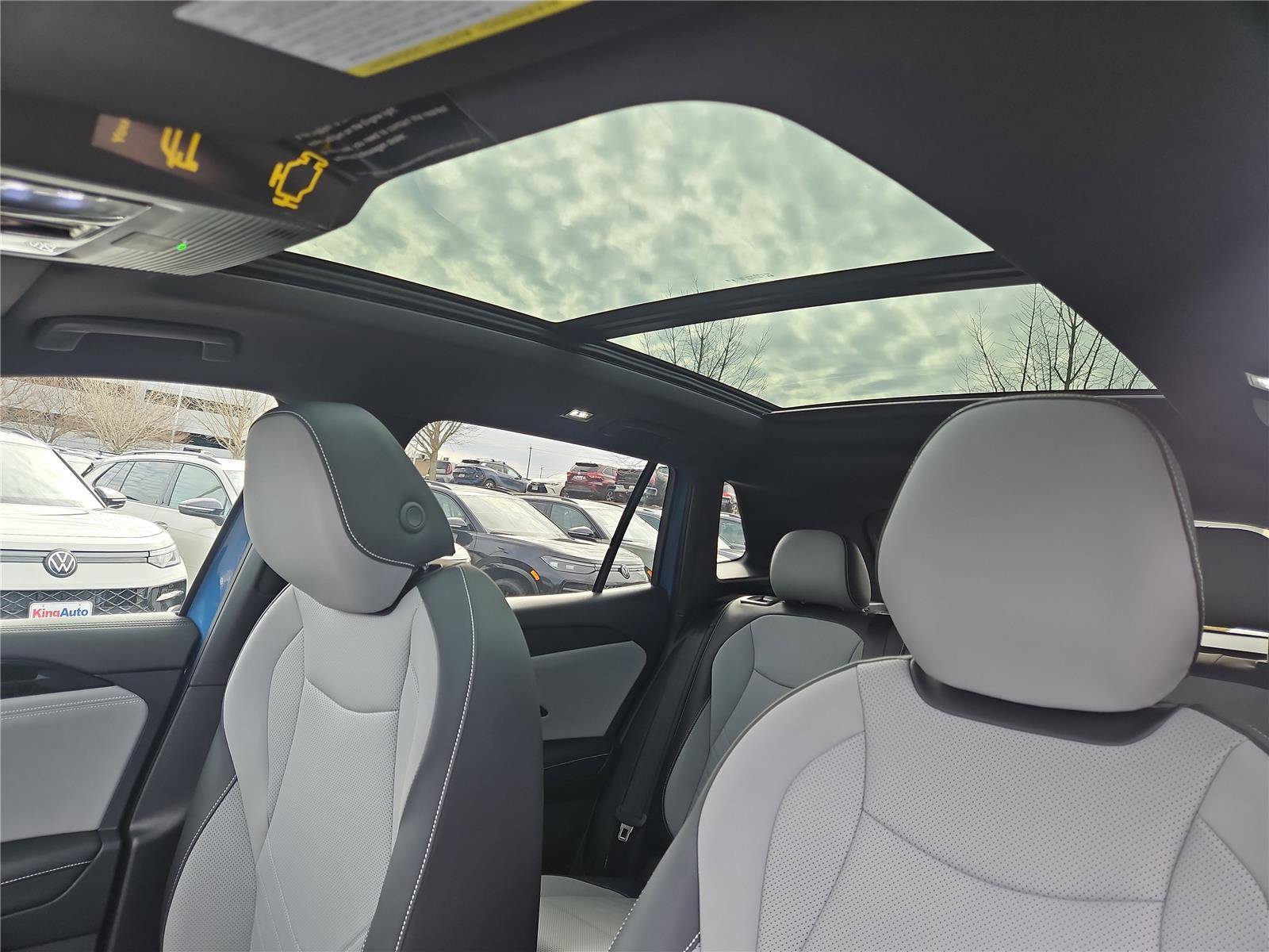 New 2026 Volkswagen Tiguan SE R-Line image 22