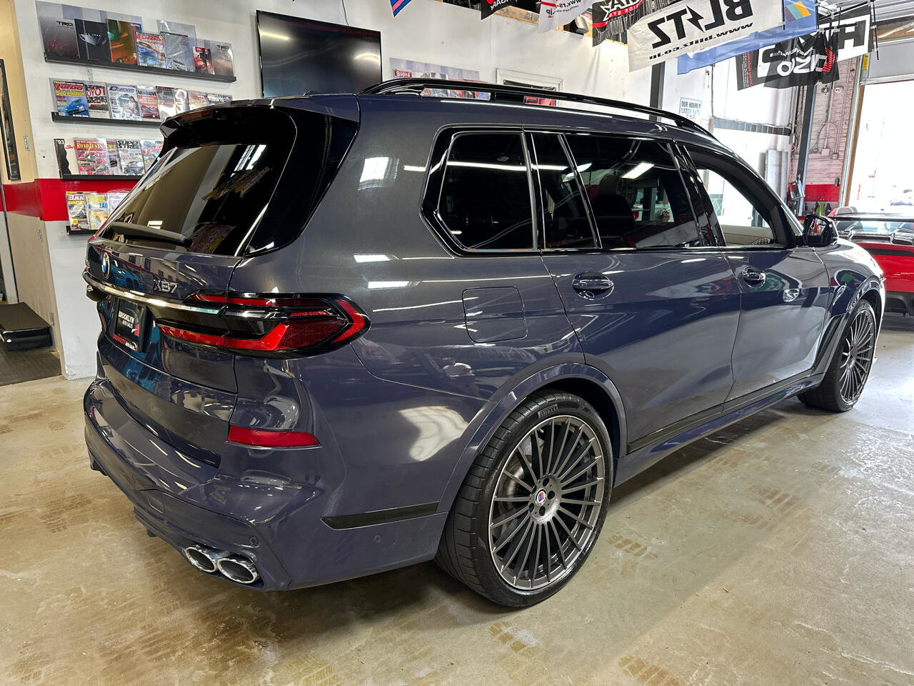Used 2025 BMW ALPINA XB7 image 5