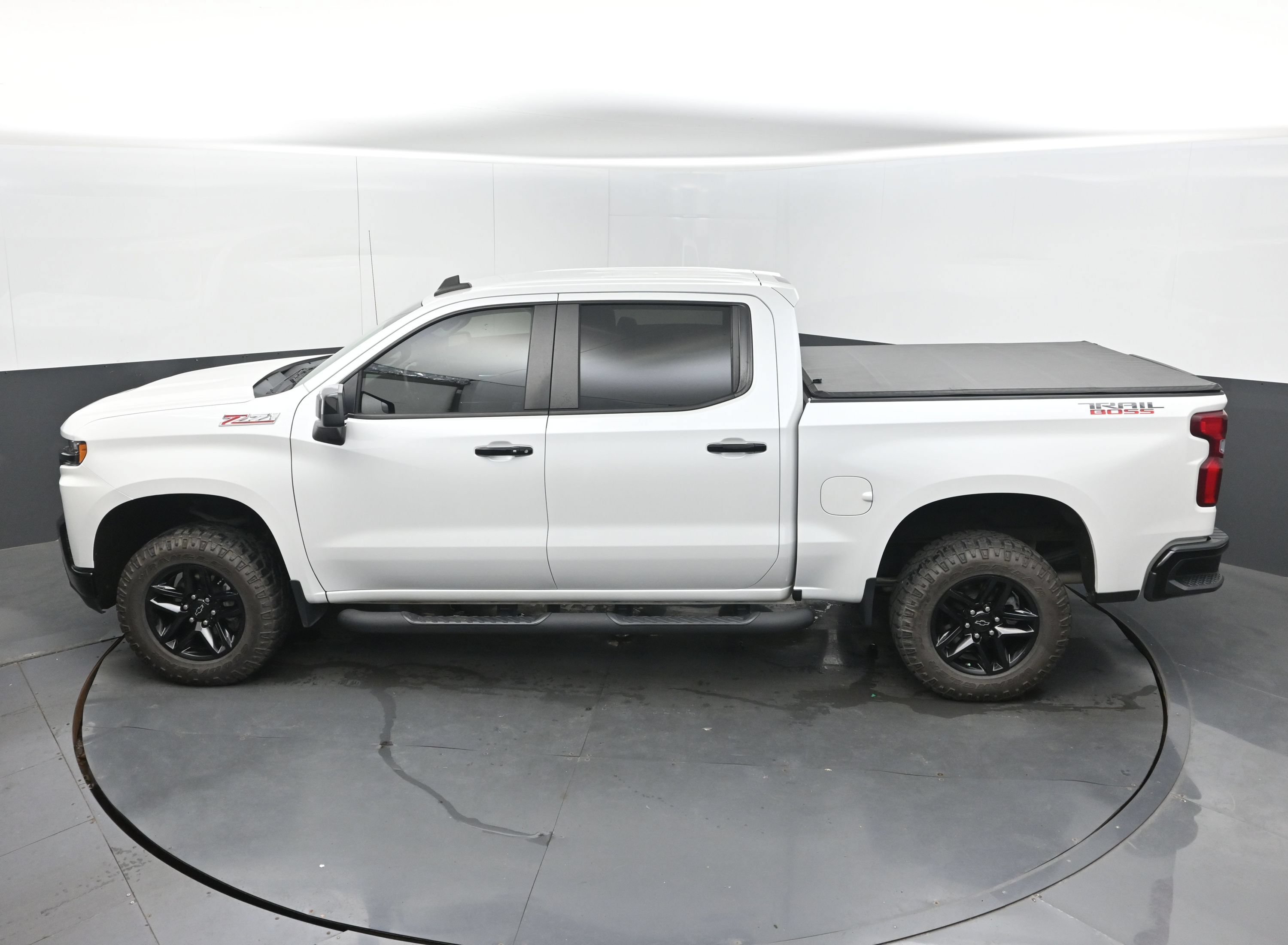 Used 2020 Chevrolet Silverado 1500 LT Trail Boss AWD/4WD image 36