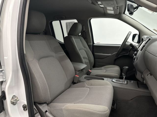 Used 2020 Nissan Frontier SV image 27